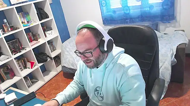 ravingr4d4 online show from 14, 1, 2026