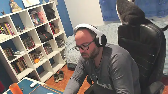 ravingr4d4 online show from 25, 2, 2026