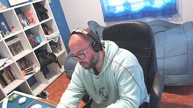 ravingr4d4 online show from 23, 3, 2026