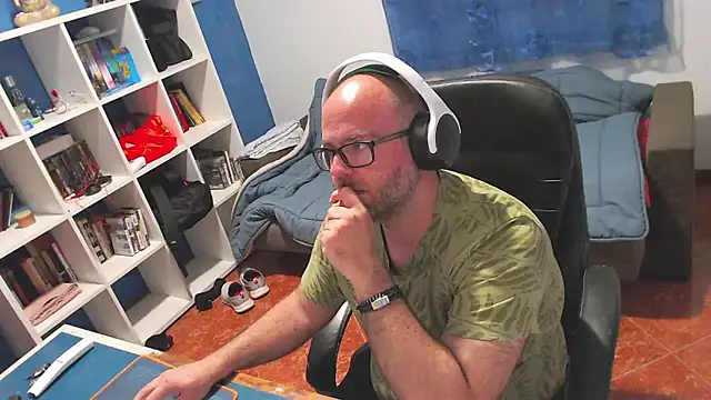 Snapshot of ravingr4d4 chatting on 4, 5, 2026 ravingr4d4 online show from 4, 5, 2026