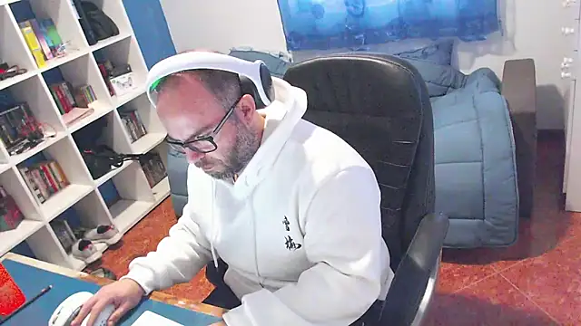 ravingr4d4 online show from 8, 1, 2026