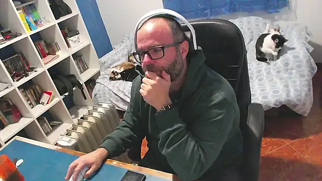 ravingr4d4 online show from 17, 1, 2026