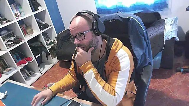 ravingr4d4 online show from 30, 10, 2025