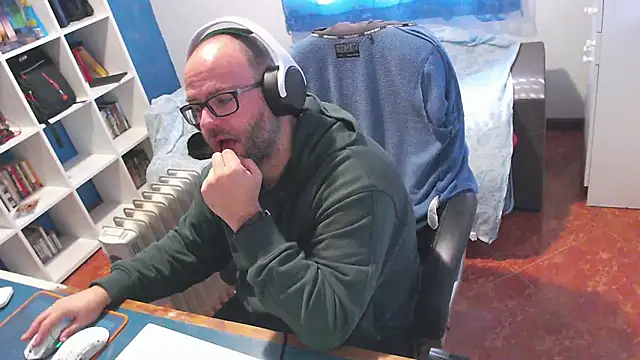 ravingr4d4 online show from 13, 2, 2026