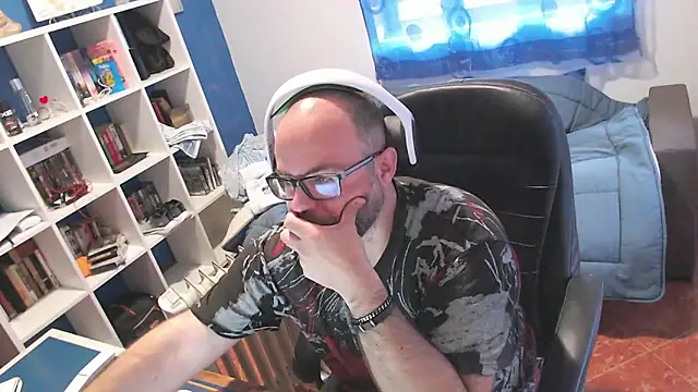 ravingr4d4 online show from 20, 3, 2026