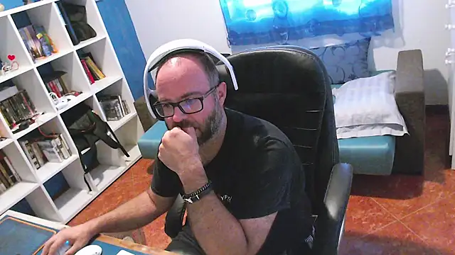 ravingr4d4 online show from 14, 7, 2026