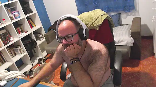 ravingr4d4 online show from 8, 7, 2026