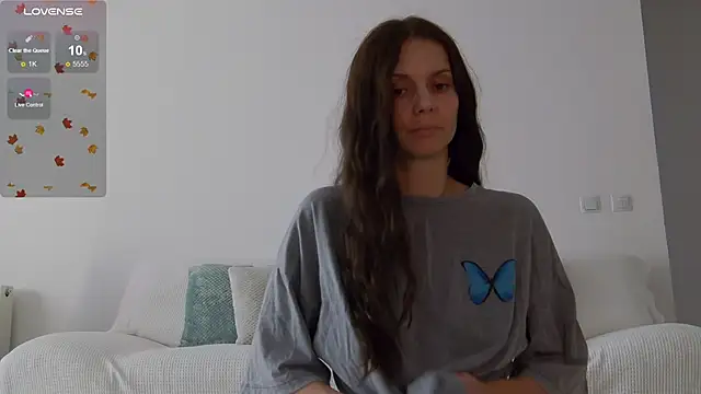 LilyRoselyn online show from 27, 10, 2025