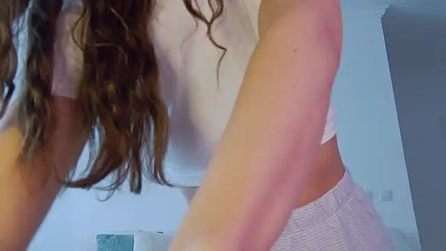 LilyRoselyn online show from 10, 10, 2025