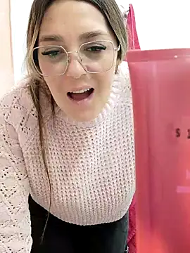 Daniela77771 online show from 14, 4, 2026