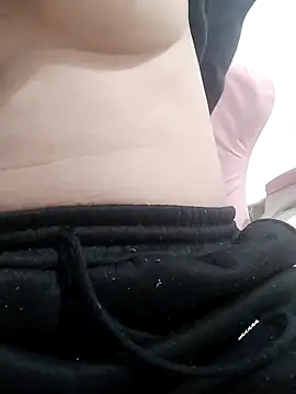 SweetGirl2k2 online show from 27, 2, 2025