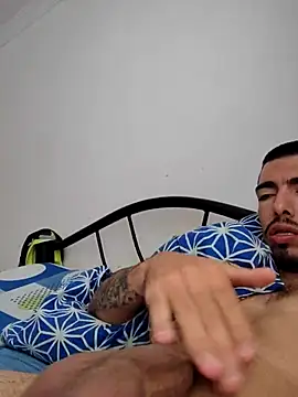 Karol and David hotcouple online show from 2, 3, 2025