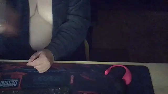 Silvia2277 online show from 17, 9, 2025