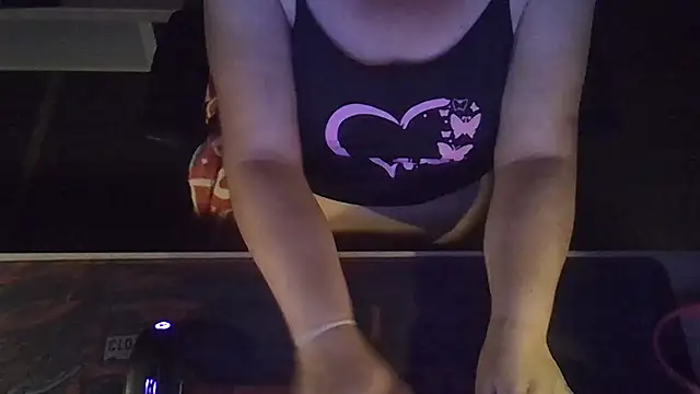 Snapshot of Silvia2277 chatting on 10, 7, 2026 Silvia2277 online show from 10, 7, 2026