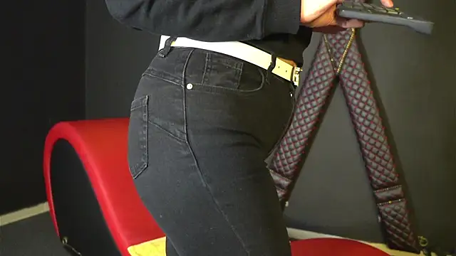 CelineConner online show from 9, 2, 2026