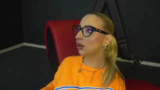 CelineConner online show from 16, 3, 2026