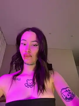 Snapshot of Yunasi chatting on 30, 9, 2025 Yunasi online show from 30, 9, 2025