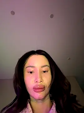 Snapshot of Yunasi chatting on 29, 10, 2025 Yunasi online show from 29, 10, 2025