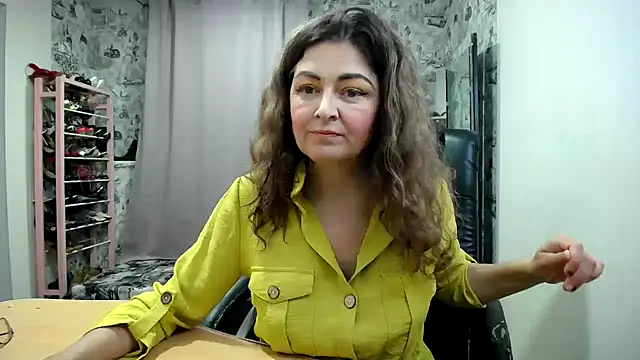 Helen1974 online show from 27, 4, 2026