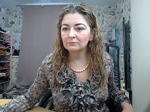 Helen1974 online show from 3, 3, 2025