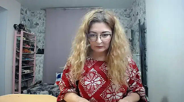 Helen1974 online show from 12, 2, 2025