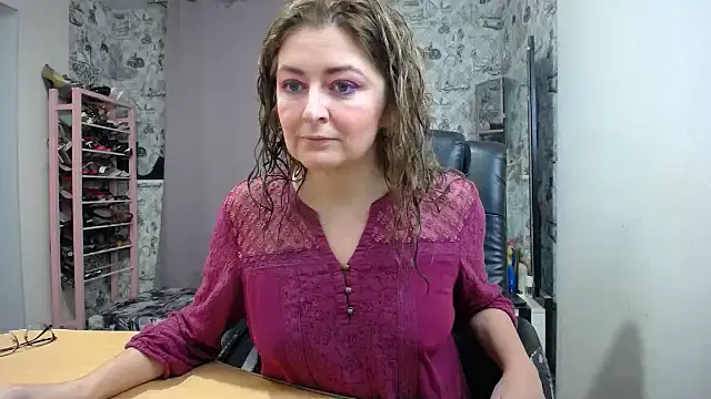 Snapshot of Helen1974 chatting on 5, 2, 2026 Helen1974 online show from 5, 2, 2026