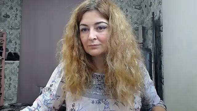 Helen1974 online show from 30, 1, 2025