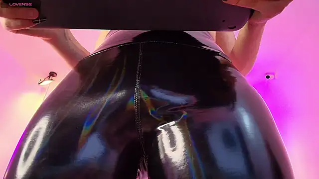 bellablack27 online show from 11, 4, 2026