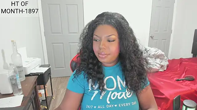 demi xoxo online show from 18, 11, 2025