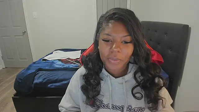Snapshot of demi_xoxo chatting on 2, 7, 2026 demi xoxo online show from 2, 7, 2026