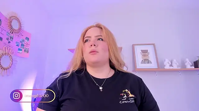 sophiarossee  online show from 22, 3, 2025