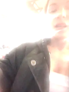 Brilliant-Queen1 online show from 1, 11, 2025