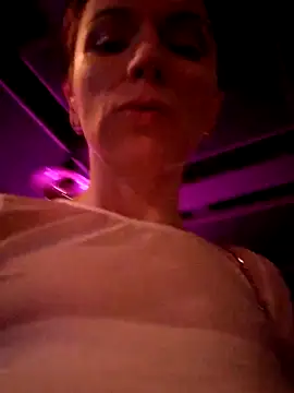 Brilliant-Queen1 online show from 15, 2, 2025