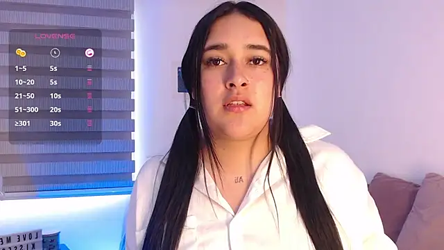 Megan FE online show from 27, 10, 2025