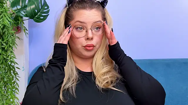 moon cake online show from 19, 3, 2025