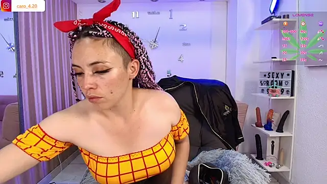 CaroFisher online show from 23, 11, 2025