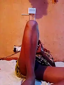 Snapshot of cute_naimah chatting on 18, 12, 2025 cute naimah online show from 18, 12, 2025