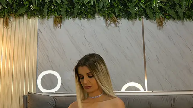 Snapshot of MiaCharm chatting on 9, 2, 2026 MiaCharm online show from 9, 2, 2026