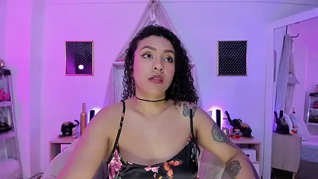 Snapshot of Zoe_Gruber chatting on 2, 10, 2025 Zoe Gruber online show from 2, 10, 2025