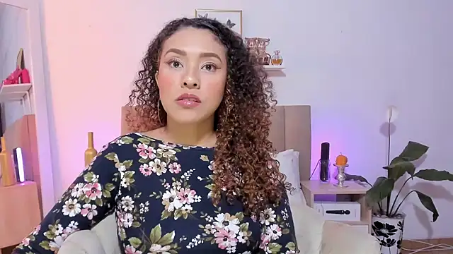 Zoe Gruber online show from 8, 1, 2026