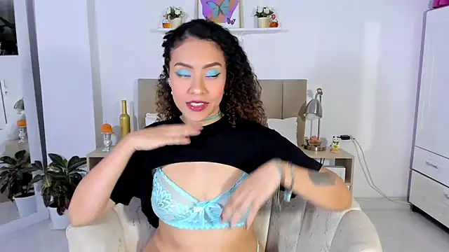 Zoe Gruber online show from 15, 4, 2026