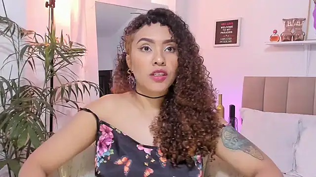 Snapshot of Zoe_Gruber chatting on 21, 11, 2025 Zoe Gruber online show from 21, 11, 2025