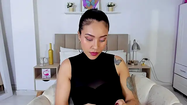 Zoe Gruber online show from 28, 5, 2026