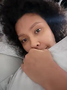 Snapshot of Zoe_Gruber chatting on 3, 10, 2025 Zoe Gruber online show from 3, 10, 2025