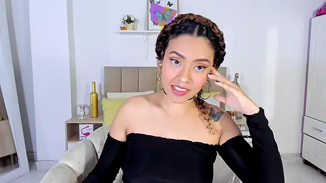 Zoe Gruber online show from 23, 4, 2026
