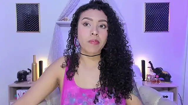 Snapshot of Zoe_Gruber chatting on 4, 10, 2025 Zoe Gruber online show from 4, 10, 2025