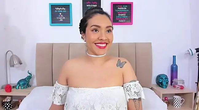 Snapshot of Zoe_Gruber chatting on 10, 3, 2025 Zoe Gruber online show from 10, 3, 2025