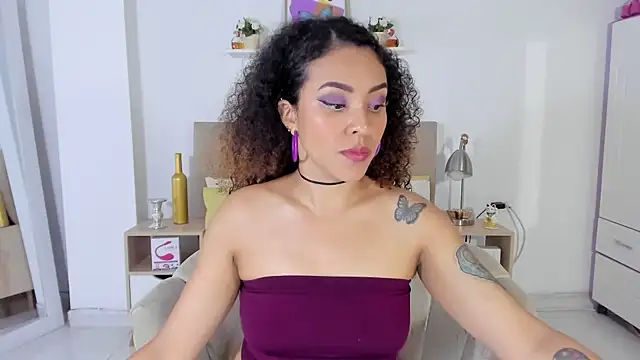 Zoe Gruber online show from 6, 5, 2026