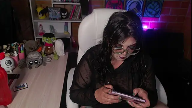 juliette rd online show from 28, 10, 2025