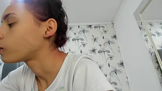 Snapshot of Ehotloveaxxx chatting on 11, 3, 2025 Ehotloveaxxx online show from 11, 3, 2025